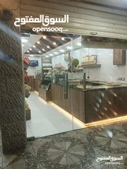  21 عدة محل حلويات كاملة للبيع بسعر مغري