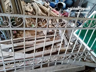  2 شراء الحديد والسكراب وعلى استعداد تام تنضيف تام المستودعات وتنضيف بواقي الشركات