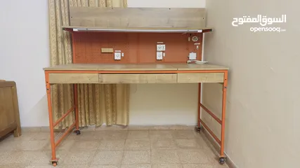  1 طاولة صيانة موبايل جديدة