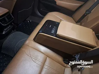  12 Lexus es300h 2019