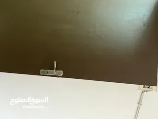  3 للبيع بسعر حرق