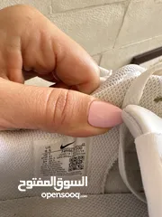  2 Nike white sneaker