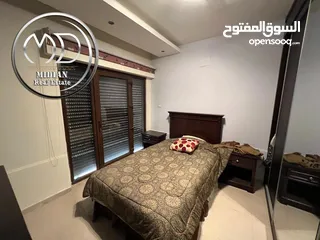  5 شقة شبه ارضي للبيع الرابية مساحة 220م مع ترس و حديقة 70م تشطيبات و ديكورات سوبر ديلوكس بسعر مميز جدا
