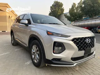  2 Hyundai Santa fe 2019