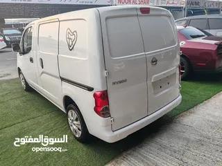  4 Nissan NV 200 model 2021