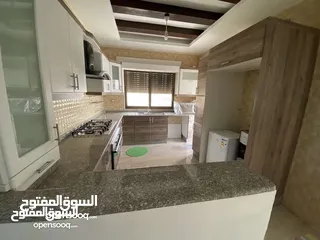  11 شقة شبه مفروشة للبيع، المدينة الرياضية بسعر لقطة غير مسكونة، بسعر 66000 مع عفش، وبدون عفش 63000