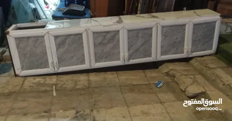  1 مطابخ وحده تعليق 6 ضرف بحاله جيده وحده 4 ضرف وزاويه