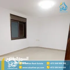  4 شقه مميزة بمساحه واسعه جدا للايجار الارسال قرب المقاطعه