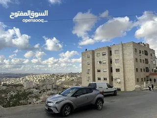  1 شقة مميزة للبيع