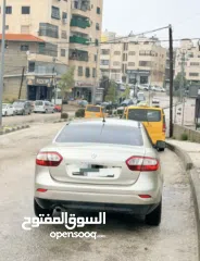  5 رينو فلوينس 2012