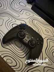  5 PS4 with mousepad and keyboard and 2 controller and everything and a timer