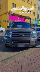  2 Ford  expedition