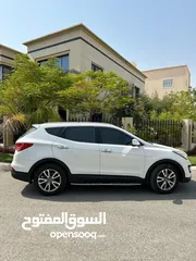  2 Hyundai Santafe 6 cylinder GCC 2014