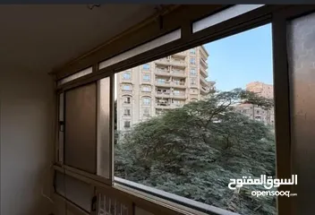  4 شقة في المهندسين  حي راقي