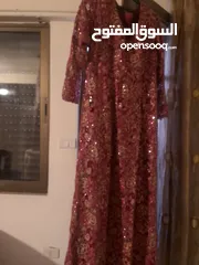  2 فساتين سهره استعمال مره واحده بحالت الجديد