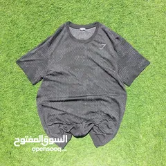 4 عشاق الجيم الان يوجد لدينا بلايز ماركة جيم شارك العالميه