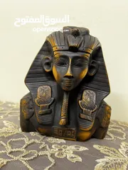  6 تحف أثرية  من مصر