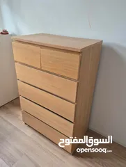  1 وحدة جوارير ايكيا سعرها 200 للبيع ب 70 لم تستخدم الكثير