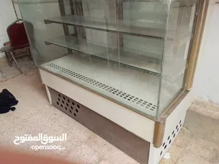  6 ثلاجة عرض ممتازه للبيع وتبريد ممتاز شغاله وما ناقصها شي ممتازه لا تحتاج صيانة