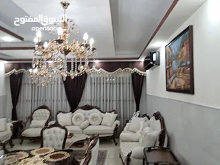  7 شقه بسعر مغري للبيع