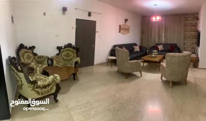  2 شقه للايجار