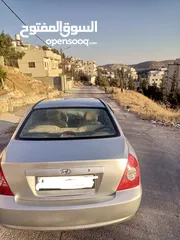  4 هونداي ألنترا 2006 للبيع  ترخيص وتأمين سنة  نظيفة من جميع النواحي لون فضي ( دهان الشركة )