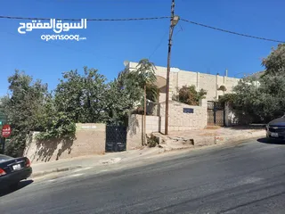  10 منزل مستقل للبيع على شارعين