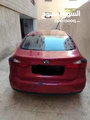  2 Kia سيراتو 2014