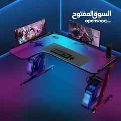  1 طاولة جيمنج L طول 140 سم تصميم عصري مع اضاءة rgb وملحقات