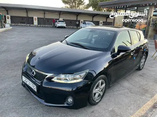  29 لكزس CT200 موديل 2012 فحص 3 جيد  وارد أوروبي   ممشى قليل 108 الف km