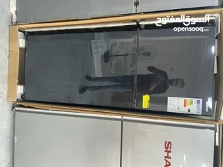  26 ثلاجه شارب لون اسود مميز 450 ليتر بسعر حرق