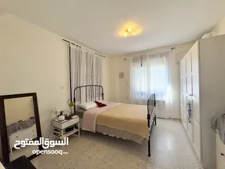  6 شقةً مميزة والعمارة مميزة