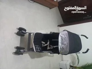  1 بوسات و ماكسي كوزي للبيع