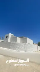  3 بيت للبيع بحي نوارة - بجوار مسجد جعفر الطيار