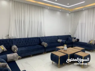  10 بيت جاهز للبيع