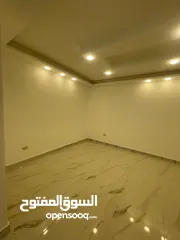  5 شقه للبيع كاش جديد