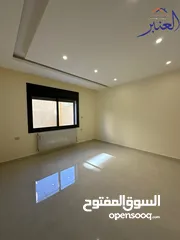  9 شقة شبه ارضي 170م2 بتشطيبات سوبر ديلوكس مع تراس خارجي 150م2 كبير ومدخل مستقل بسعر مميز للغاية