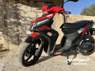  9 سكوتر QJ MOTOR 125 cc موديل 2022