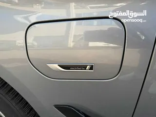  11 للبيع BMW 530e Plug-in Hybrid M Sport موديل 2022