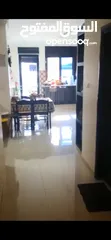  3 شقة بمساحة 170 متر مربع في الطيرة جهة دوار نبيل عمر سعر ع الكاش 135 الف دولار فقط