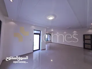  3 شقة طابق اول للبيع في دابوق بمساحة بناء 270م