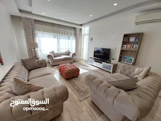  12 شقة للايجار في عبدون  ( Property 32100 )-175072560