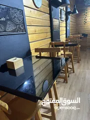  10 كوفيّ ومقهى للبيع في وسط ولايه صحار موقعه مميز