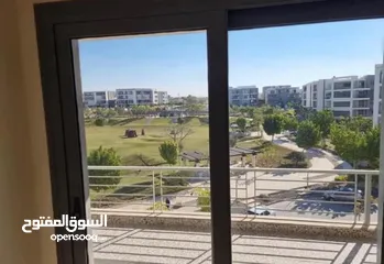  2 شقة للبيع كمبوند تاج سيتي التجمع الاول القاهرة الحديدة بالتقسيط