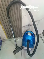  4 مكنسه كهربائيه  مستعمله وحالتها كتير ممتازه
