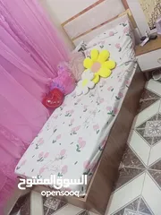  2 تخت تركي بكرتونته للبيع نفس الي في الصورة للبيع