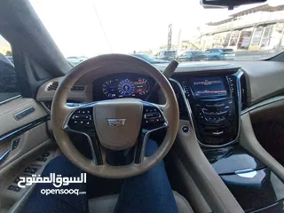  26 كاديلاك اسكاليد وارد الوكالة قاطع مسافة 29000km فقط صنف platinum