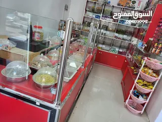  2 اثاث وديكور محل مكسرات للبيع