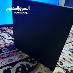  1 (Playstation 4 pro (1T بلايستيشن 4 برو 1 تيرا  امريكيه مع الكرتونه و ايد اصليه و وحده كوبي PS4 (1T)