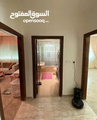  23 شقة فاخرة للبيع 250 متر مربع داخلي 250 متر مربع خارجي ام زويتينة